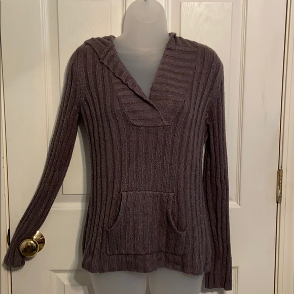 Maurices Lightweight hooded sweater. - Picture 1 of 4